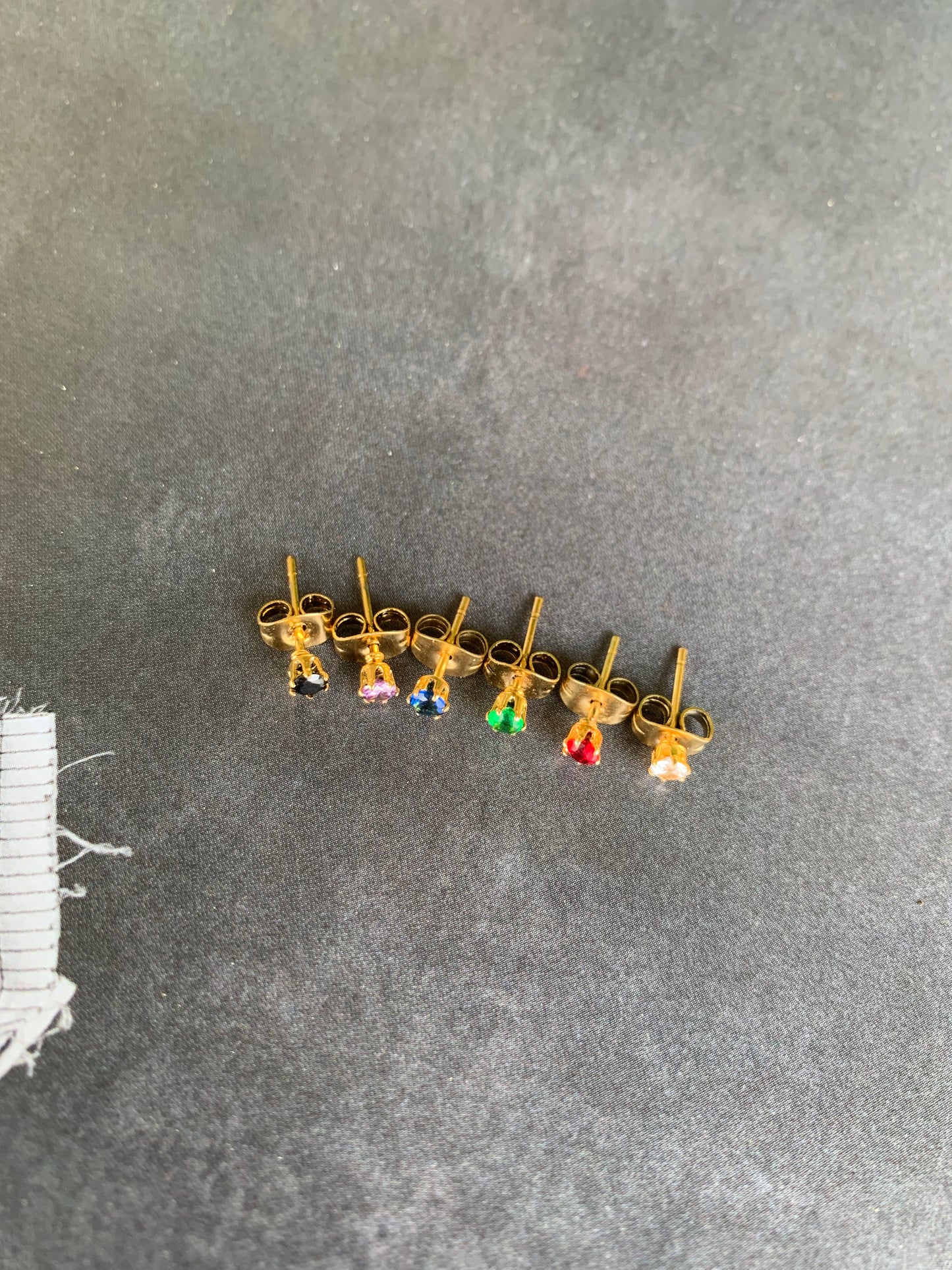 Mini Pendiente Piercing Zirconita
